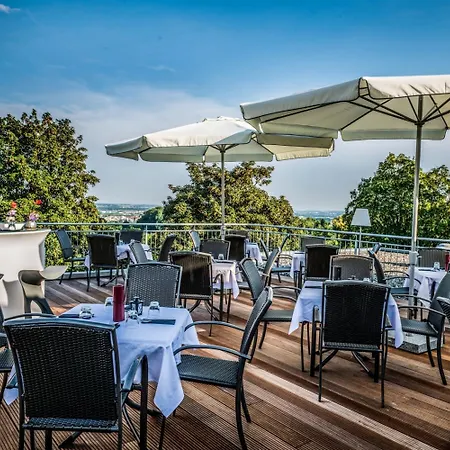 Hotel Scotty & Emily 4*