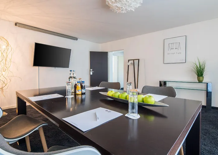 Scotty & Emily Hotel Ulm