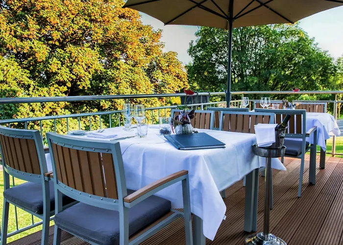 Hotel Scotty & Emily 4*